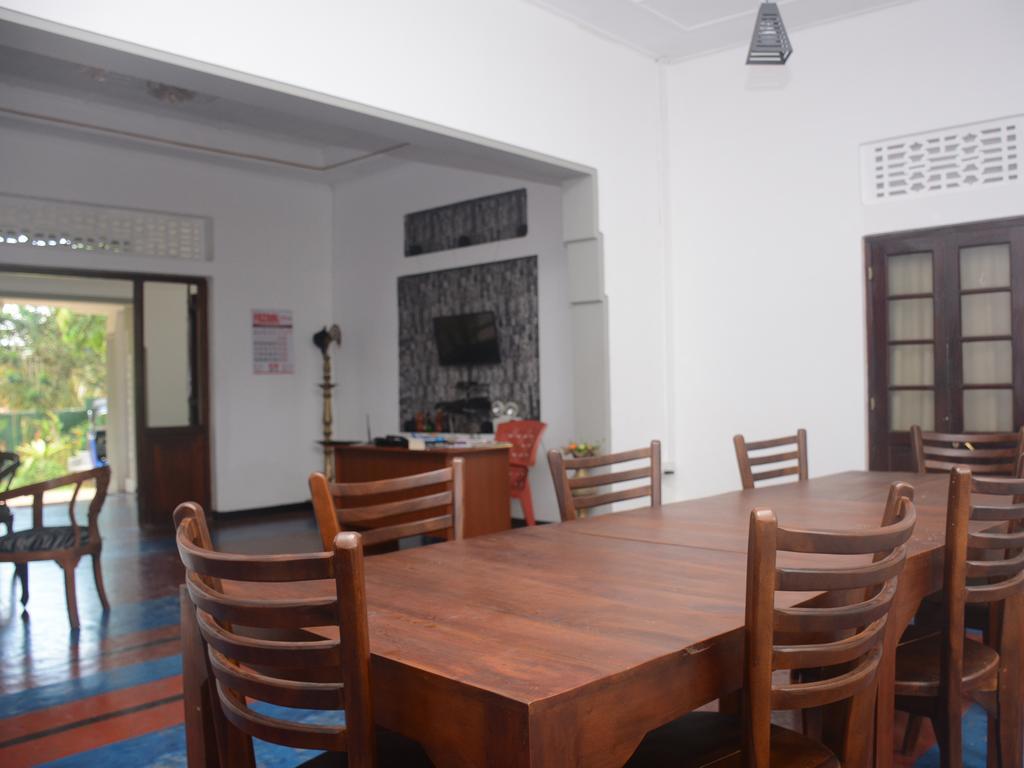 Galle Star Hotel ภายนอก รูปภาพ